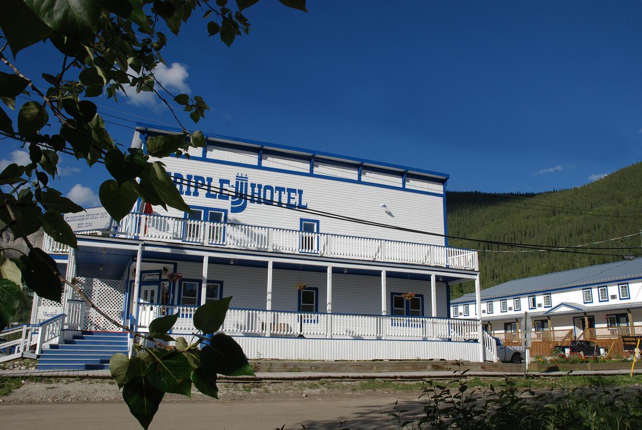 Triple J Hotel Dawson City Esterno foto