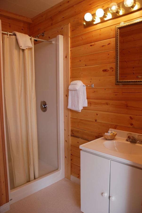 Triple J Hotel Dawson City Esterno foto